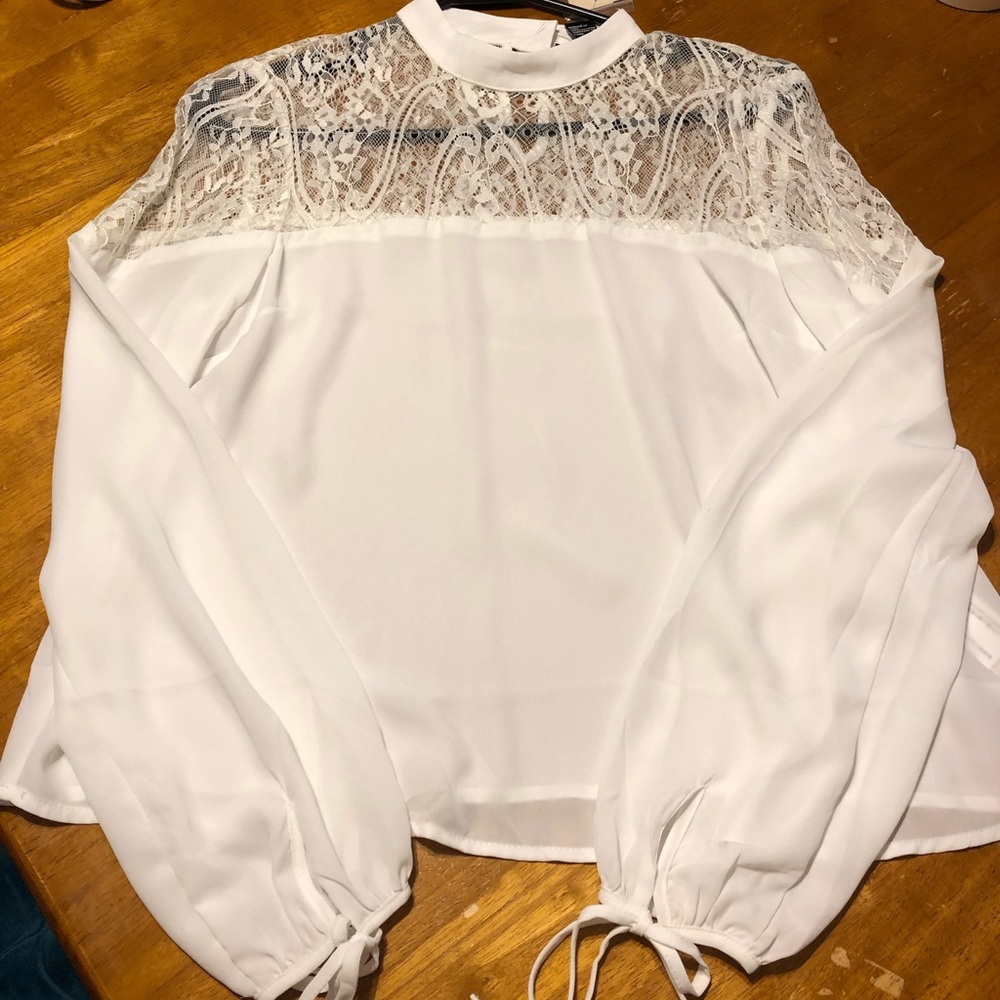 Women’s Top
